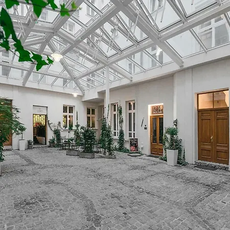 Διαμέρισμα Hala Koszyki Spacious *