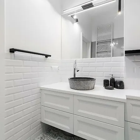 Διαμέρισμα Hala Koszyki Spacious *
