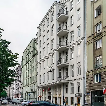 Hala Koszyki Spacious Βαρσοβία